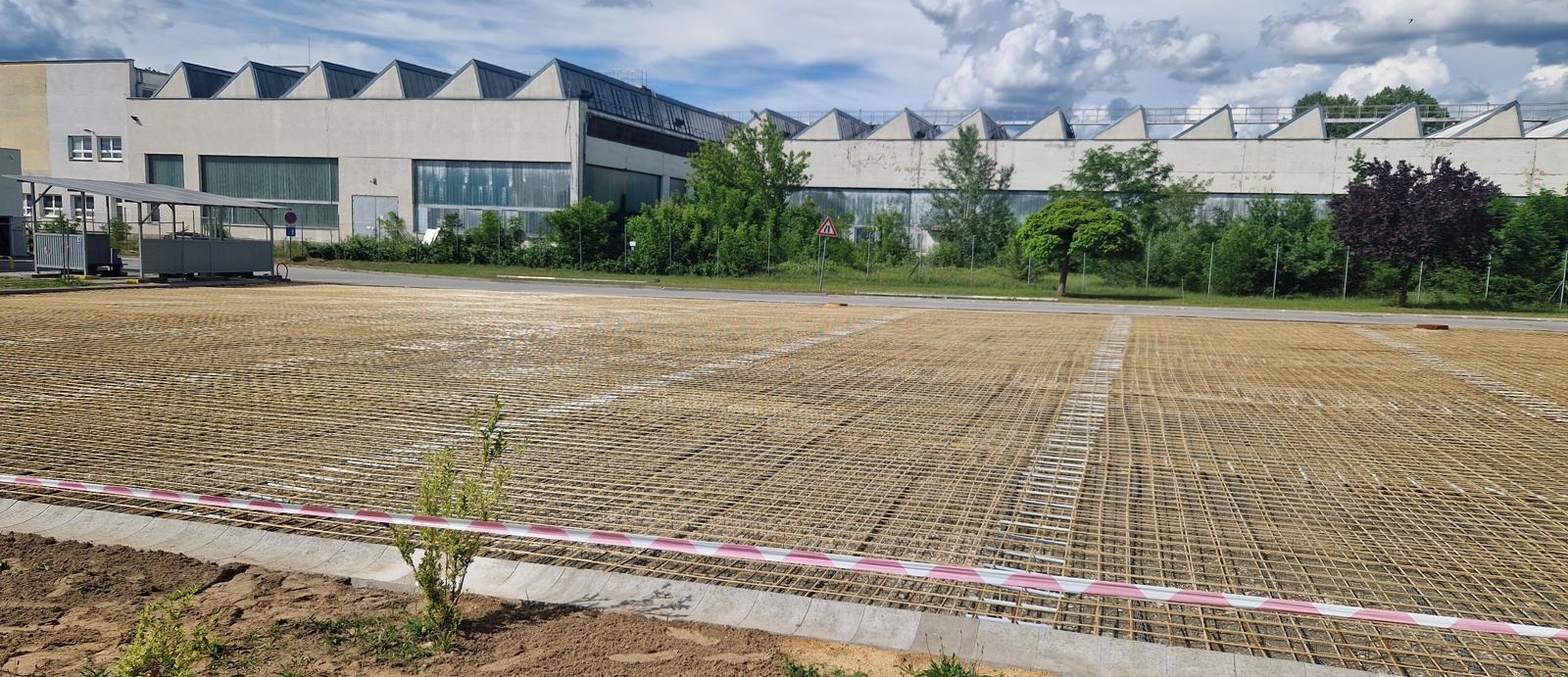 GFRP výstuž, najlacnejšie kari siete, kari rohože do betonu, priemyselná podlaha, parkovisko